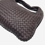 MEDIUM MØRKEBRUN CLASSIC VENETA HOBO taske fra brand: BOTTEGA VENETA - We Do Vintage