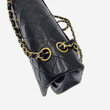 CLASSIC DOUBLE FLAP MEDIUM taske fra brand: CHANEL - We Do Vintage