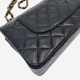 CLASSIC DOUBLE FLAP MEDIUM taske fra brand: CHANEL - We Do Vintage