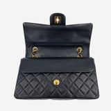 CLASSIC DOUBLE FLAP MEDIUM taske fra brand: CHANEL - We Do Vintage