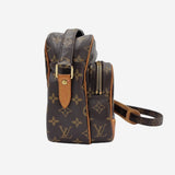 MONOGRAM CANVAS NILE MM taske fra brand: LOUIS VUITTON - We Do Vintage