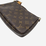 MONOGRAM CANVAS POCHETTE ACCESSOIRES taske fra brand: LOUIS VUITTON - We Do Vintage