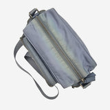 LYSEBLÅ NYLON CROSSBODY taske fra brand: PRADA - We Do Vintage