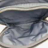 LYSEBLÅ NYLON CROSSBODY taske fra brand: PRADA - We Do Vintage