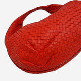 EKSTRA LARGE RØD BELLY HOBO taske fra brand: BOTTEGA VENETA - We Do Vintage
