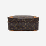 MONOGRAM CANVAS NILE MM taske fra brand: LOUIS VUITTON - We Do Vintage