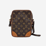 MONOGRAM CANVAS AMAZONE taske fra brand: LOUIS VUITTON - We Do Vintage
