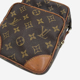 MONOGRAM CANVAS AMAZONE taske fra brand: LOUIS VUITTON - We Do Vintage