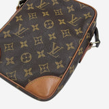 MONOGRAM CANVAS AMAZONE taske fra brand: LOUIS VUITTON - We Do Vintage