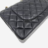 CLASSIC DOUBLE FLAP MEDIUM taske fra brand: CHANEL - We Do Vintage