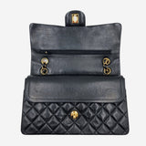 CLASSIC DOUBLE FLAP MEDIUM taske fra brand: CHANEL - We Do Vintage