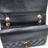 CLASSIC DOUBLE FLAP MEDIUM taske fra brand: CHANEL - We Do Vintage