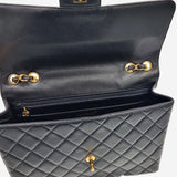 vintage jumbo single classic flap bag taske fra brand: CHANEL - We Do Vintage