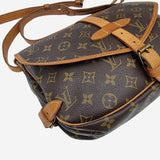 MONOGRAM CANVAS SAUMUR 30 taske fra brand: LOUIS VUITTON - We Do Vintage