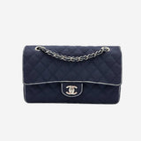 LIMITED EDITION NAVY MEDIUM CLASSIC FLAP BAG taske fra brand: CHANEL - We Do Vintage
