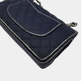 LIMITED EDITION NAVY MEDIUM CLASSIC FLAP BAG taske fra brand: CHANEL - We Do Vintage