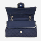 LIMITED EDITION NAVY MEDIUM CLASSIC FLAP BAG taske fra brand: CHANEL - We Do Vintage