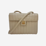 VINTAGE MADEMOISELLE QUILTED FLAP BAG taske fra brand: CHANEL - We Do Vintage