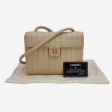 VINTAGE MADEMOISELLE QUILTED FLAP BAG taske fra brand: CHANEL - We Do Vintage