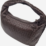MEDIUM BRUN CLASSIC VENETA HOBO taske fra brand: BOTTEGA VENETA - We Do Vintage