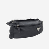 SORT NYLON BÆLTETASKE taske fra brand: PRADA - We Do Vintage