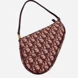 Bordeaux CANVAS SADDLE taske fra brand: DIOR - We Do Vintage