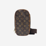 MONOGRAM POCHETTE GANGE taske fra brand: LOUIS VUITTON - We Do Vintage