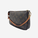 MONOGRAM CANVAS POCHETTE ACCESSOIRES taske fra brand: LOUIS VUITTON - We Do Vintage