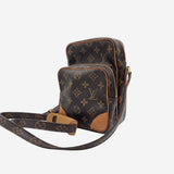 MONOGRAM CANVAS AMAZONE taske fra brand: LOUIS VUITTON - We Do Vintage