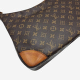 MONOGRAM CANVAS BOULOGNE 35 taske fra brand: LOUIS VUITTON - We Do Vintage