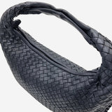 MEDIUM SORT/MØRKBLÅ CLASSIC VENETA HOBO taske fra brand: BOTTEGA VENETA - We Do Vintage