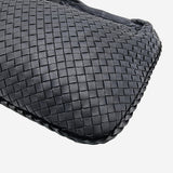 MEDIUM SORT/MØRKBLÅ CLASSIC VENETA HOBO taske fra brand: BOTTEGA VENETA - We Do Vintage