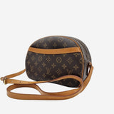 MONOGRAM CANVAS BLOIS taske fra brand: LOUIS VUITTON - We Do Vintage