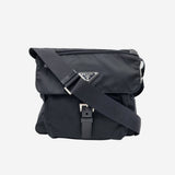 NYLON CROSSBODY taske fra brand: PRADA - We Do Vintage