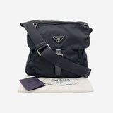 NYLON CROSSBODY taske fra brand: PRADA - We Do Vintage