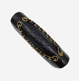 MEDIUM CLASSIC DOUBLE FLAP taske fra brand: CHANEL - We Do Vintage