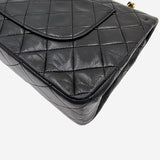 MEDIUM CLASSIC DOUBLE FLAP taske fra brand: CHANEL - We Do Vintage