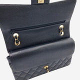 MEDIUM SORT CAVIAR CLASSIC DOUBLE FLAP taske fra brand: CHANEL - We Do Vintage