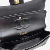 MEDIUM SORT CAVIAR CLASSIC DOUBLE FLAP taske fra brand: CHANEL - We Do Vintage