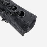 SJÆLDEN MEDIUM NEW TRAVEL LINE SINGLE FLAP BAG taske fra brand: CHANEL - We Do Vintage