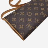 MONOGRAM CANVAS POCHETTE TWIN GM taske fra brand: LOUIS VUITTON - We Do Vintage