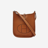 Evelyne I TPM taske fra brand: HERMÈS - We Do Vintage