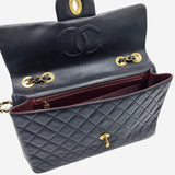 VINTAGE MAXI SINGLE CLASSIC FLAP BAG taske fra brand: CHANEL - We Do Vintage