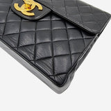 VINTAGE JUMBO SINGLE CLASSIC FLAP BAG taske fra brand: CHANEL - We Do Vintage