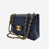 VINTAGE JUMBO SINGLE CLASSIC FLAP BAG taske fra brand: CHANEL - We Do Vintage