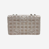 MEDIUM NEW TRAVEL LINE SINGLE FLAP BAG taske fra brand: CHANEL - We Do Vintage