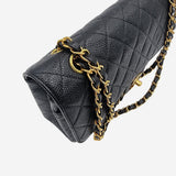 MEDIUM SORT CAVIAR CLASSIC DOUBLE FLAP taske fra brand: CHANEL - We Do Vintage