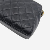 DIAMAND QUILTED CAVIAR CAMERA BAG taske fra brand: CHANEL - We Do Vintage