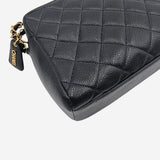 DIAMAND QUILTED CAVIAR CAMERA BAG taske fra brand: CHANEL - We Do Vintage