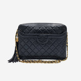 DIAMAND QUILTED CAMERA BAG taske fra brand: CHANEL - We Do Vintage